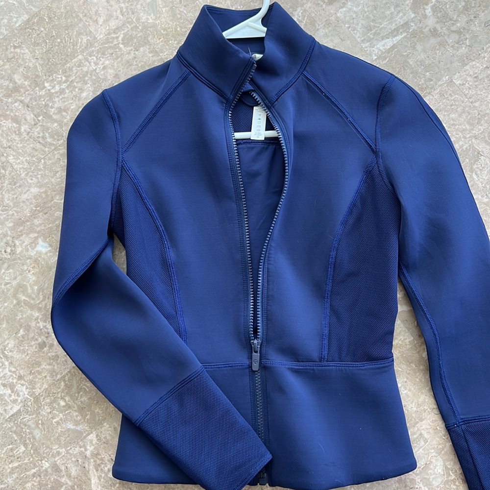 COPY - Lululemon size 4 - dark blue jacket